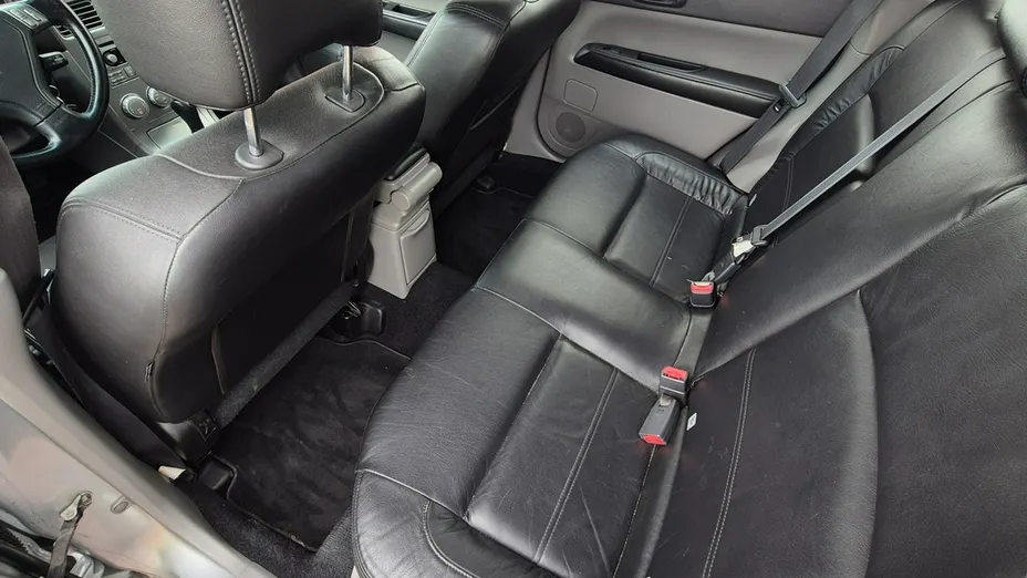 SUBARU Forester -
