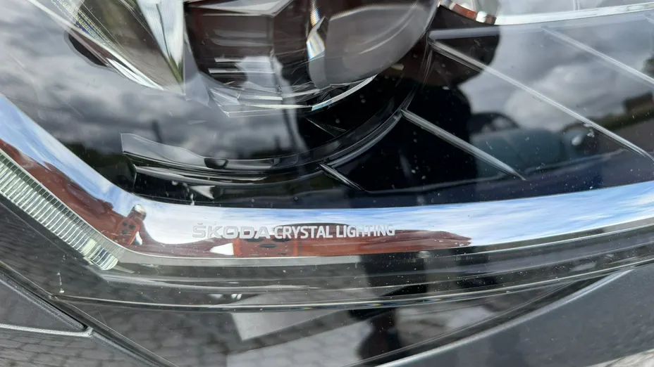 SKODA Superb -