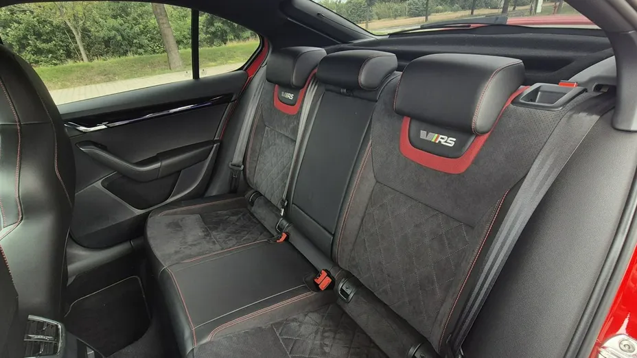 SKODA Octavia -