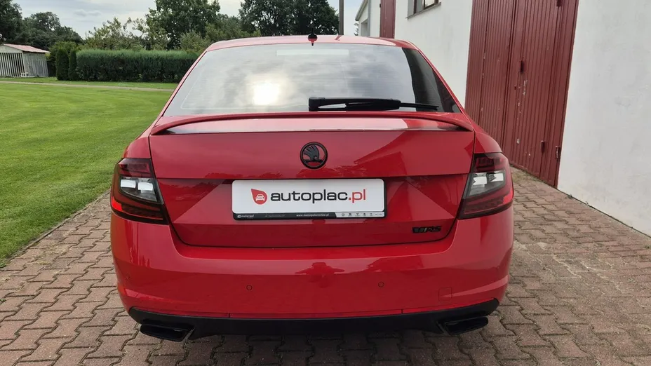 SKODA Octavia -
