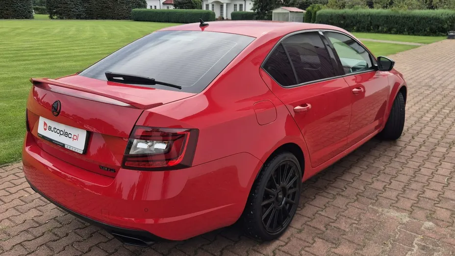 SKODA Octavia -
