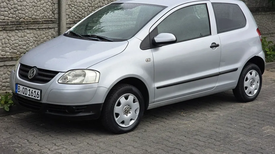 VOLKSWAGEN Fox -