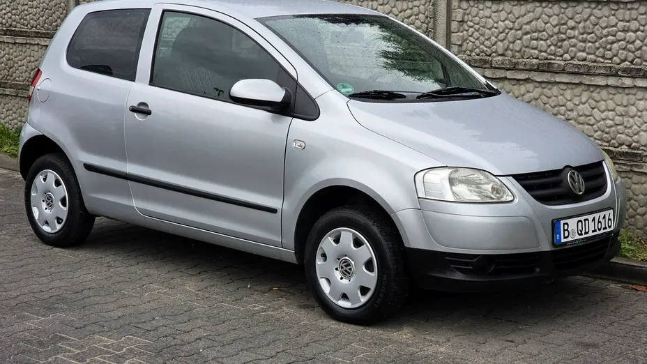 VOLKSWAGEN Fox -