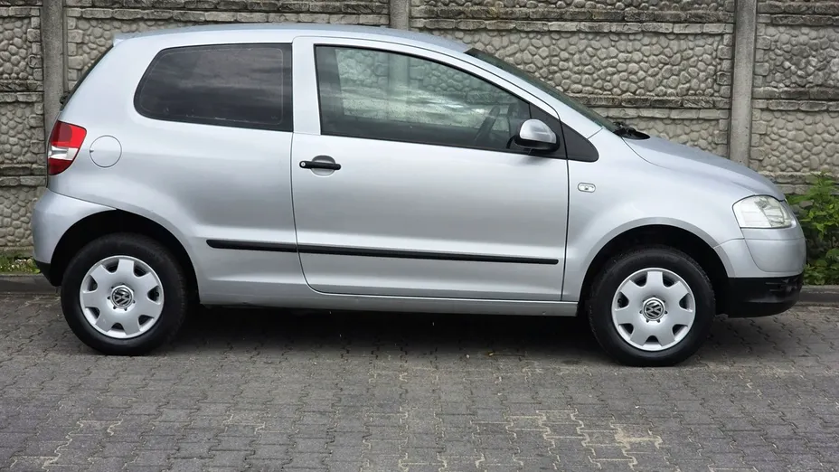 VOLKSWAGEN Fox -