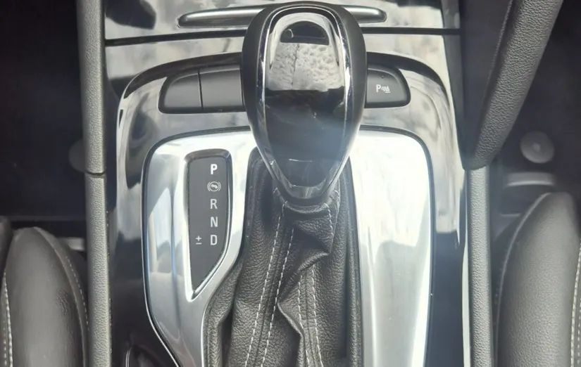 OPEL Insignia -