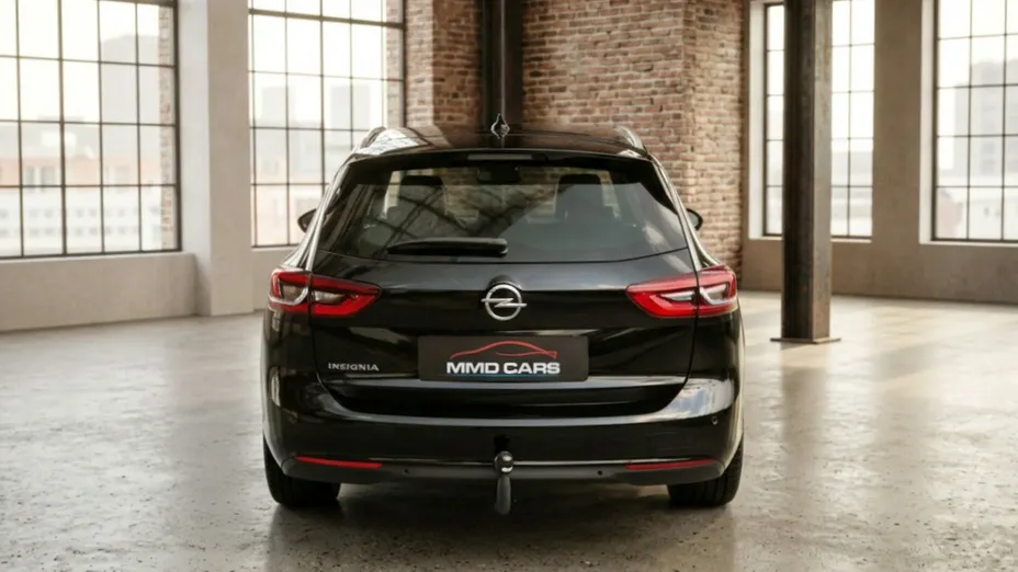 OPEL Insignia -