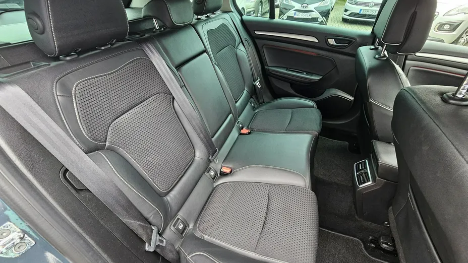 RENAULT Megane -