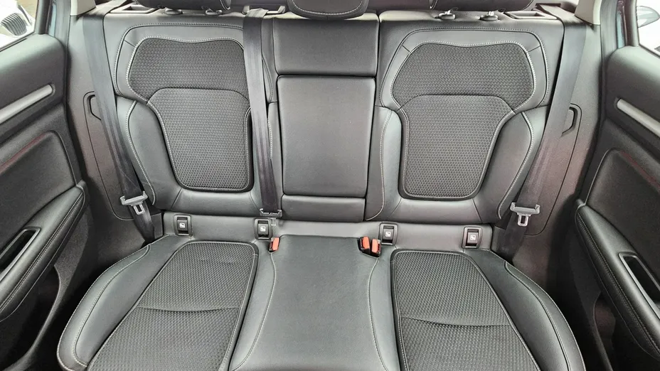 RENAULT Megane -