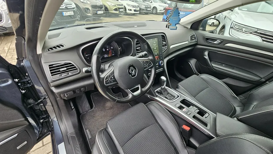 RENAULT Megane -