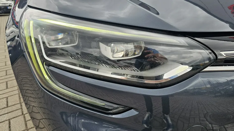RENAULT Megane -