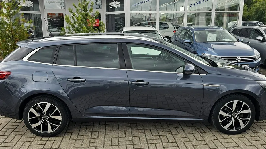 RENAULT Megane -