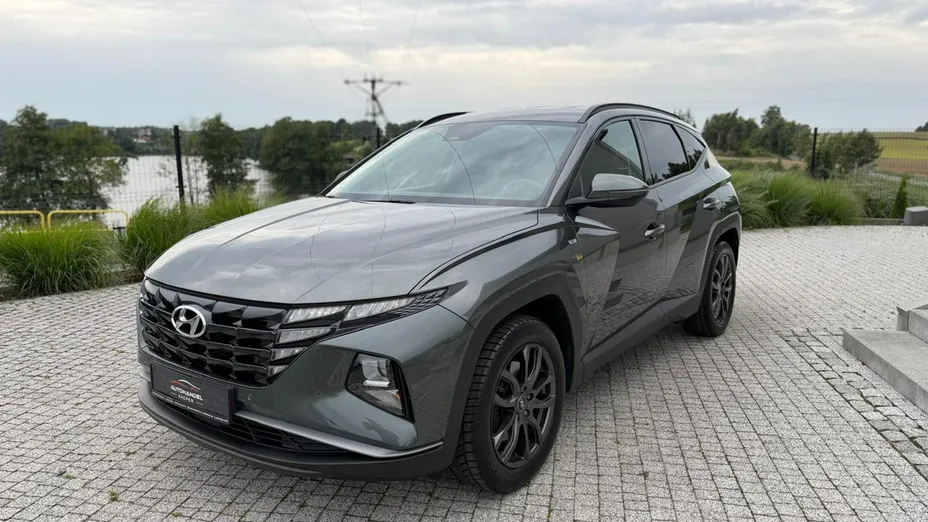 HYUNDAI Tucson -