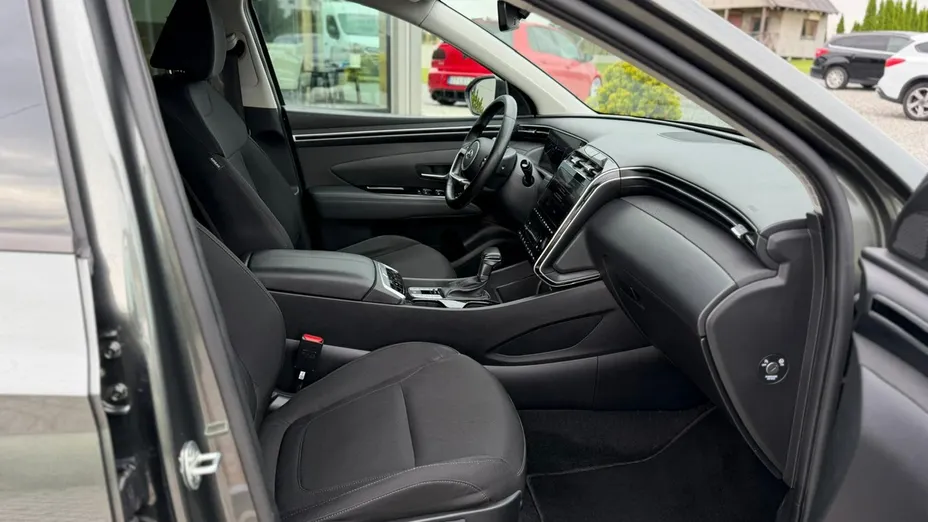 HYUNDAI Tucson -