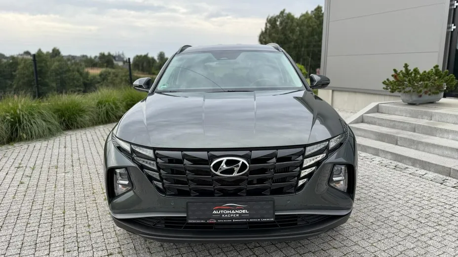 HYUNDAI Tucson -
