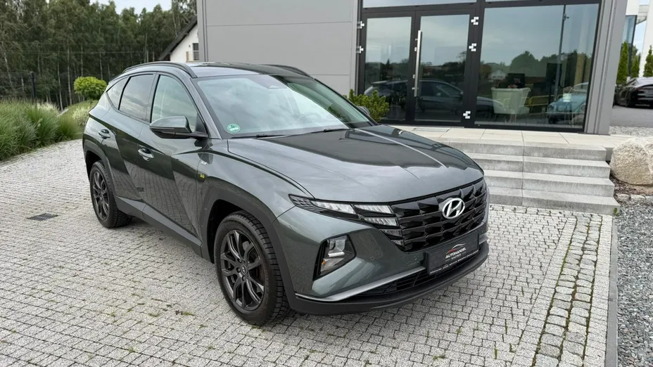 HYUNDAI Tucson -