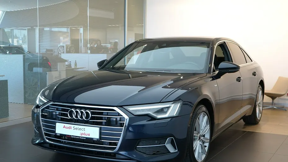 AUDI A6 -