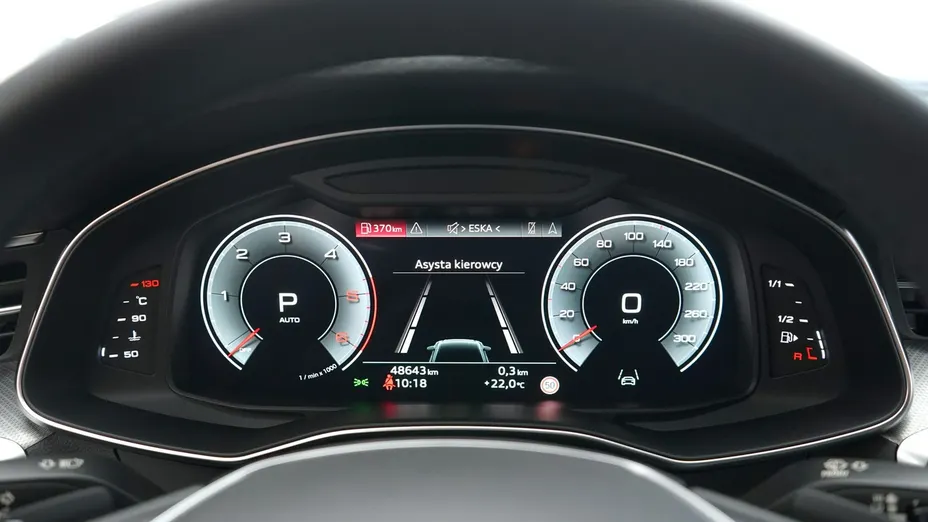AUDI A6 -