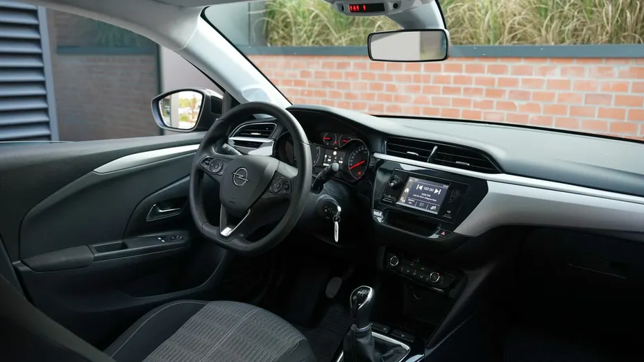 OPEL Corsa -