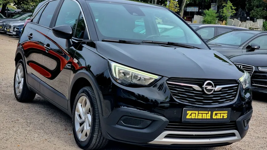 OPEL Crossland X -