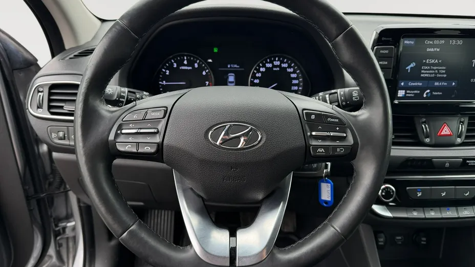 HYUNDAI i30 -