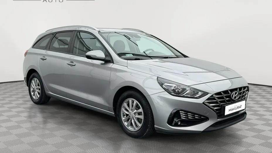 HYUNDAI i30 -