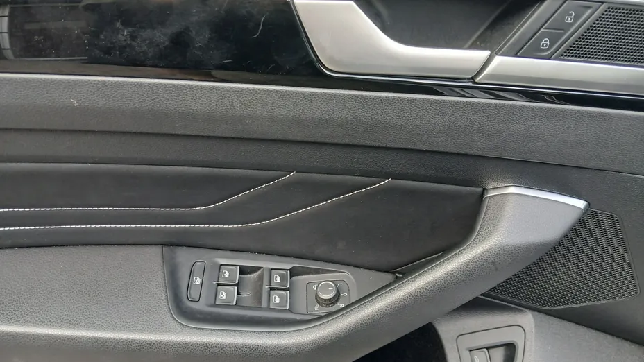 VOLKSWAGEN Arteon -