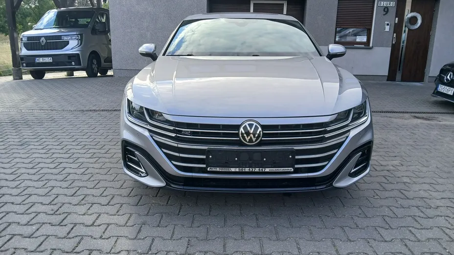 VOLKSWAGEN Arteon -