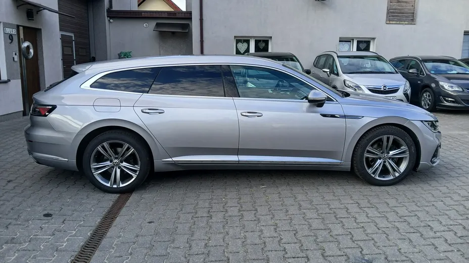 VOLKSWAGEN Arteon -