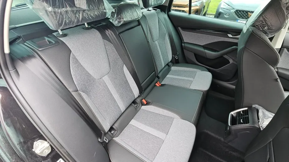 SKODA Octavia -