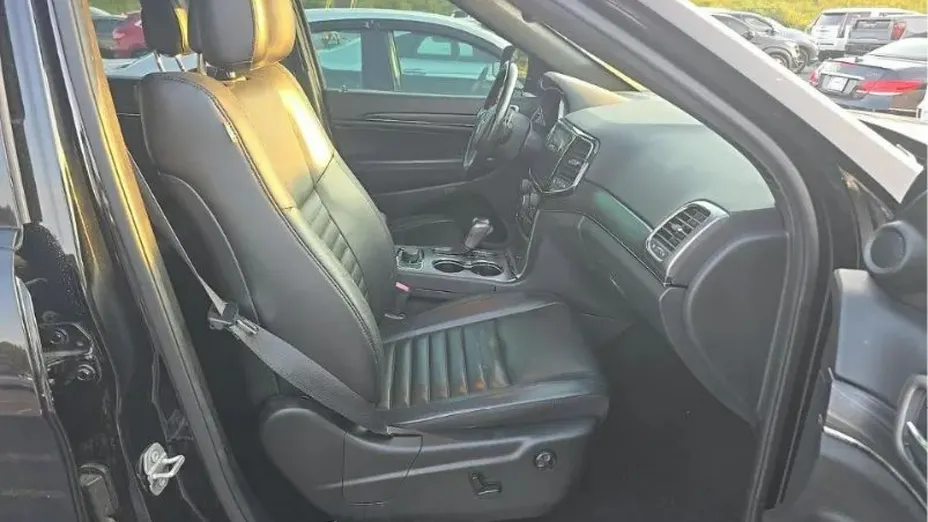 JEEP Grand Cherokee -