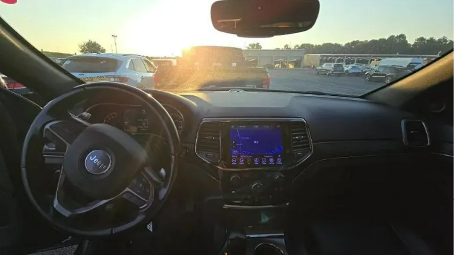 JEEP Grand Cherokee -