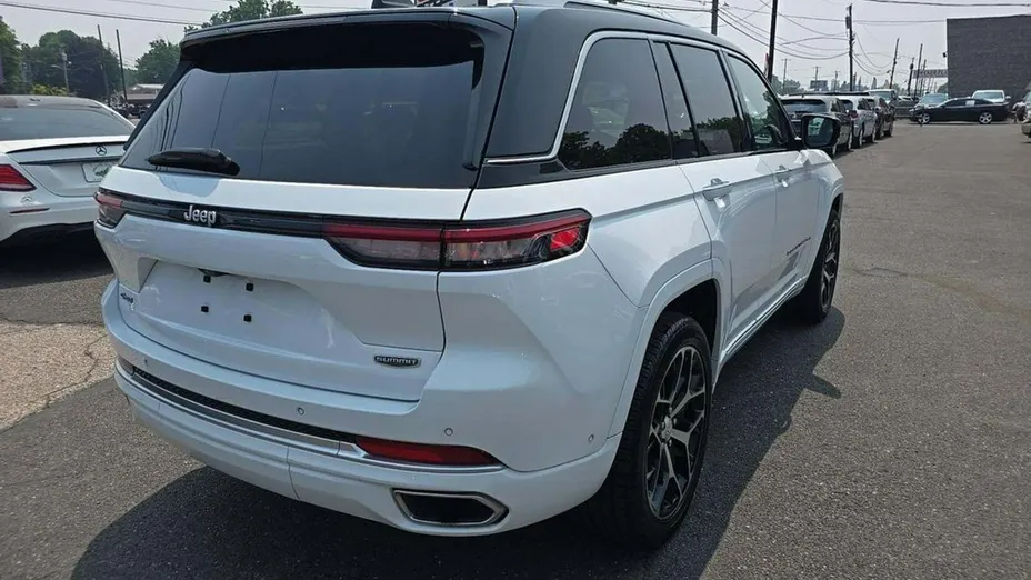 JEEP Grand Cherokee -