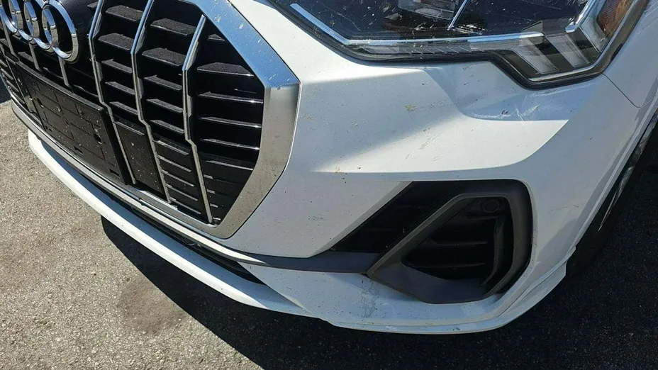 AUDI Q3 -