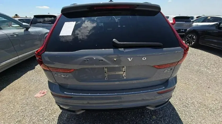 VOLVO XC60 -