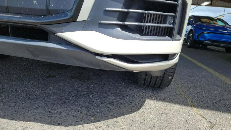 AUDI Q7 -
