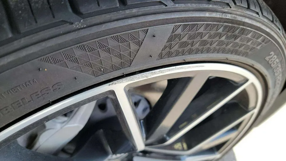 AUDI Q7 -
