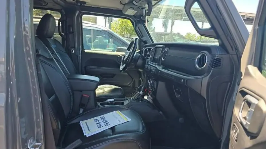 JEEP Wrangler -