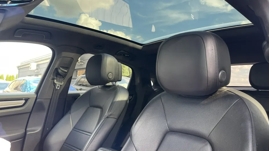 PORSCHE Cayenne -
