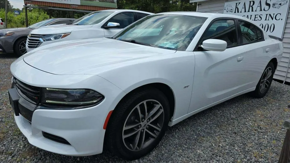 DODGE Charger -