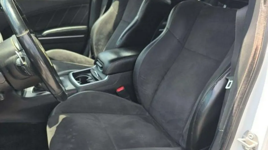 DODGE Charger -