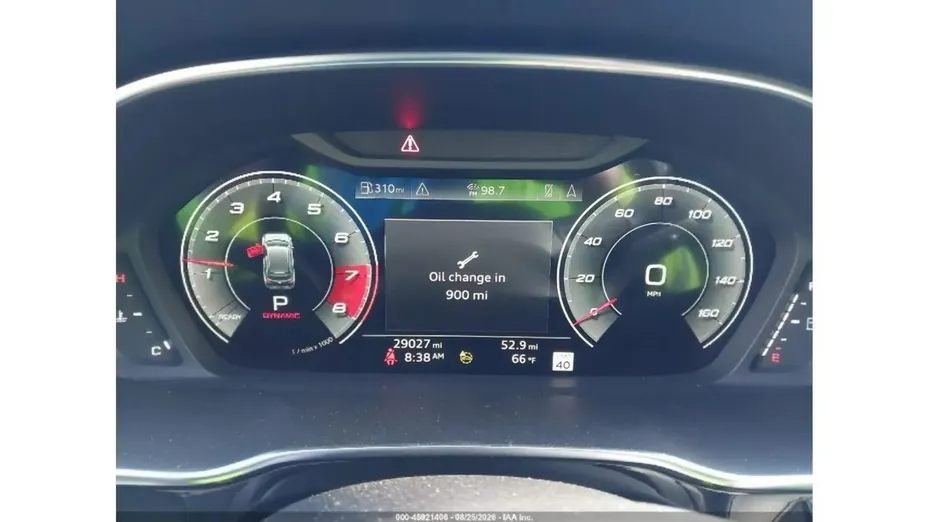 AUDI Q3 -