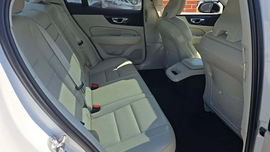 VOLVO S60 -