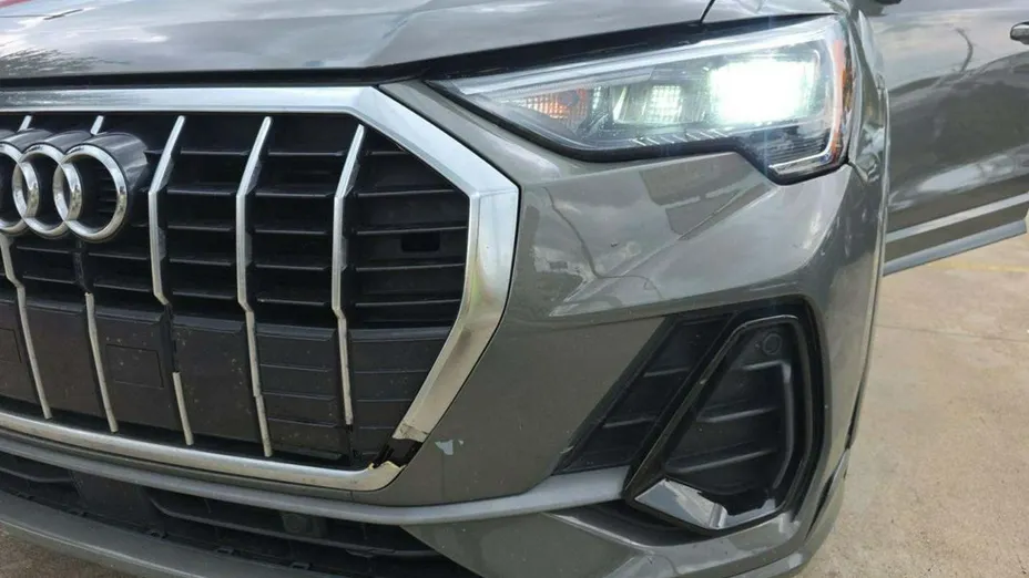 AUDI Q3 -