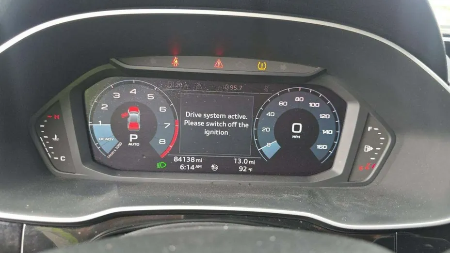 AUDI Q3 -