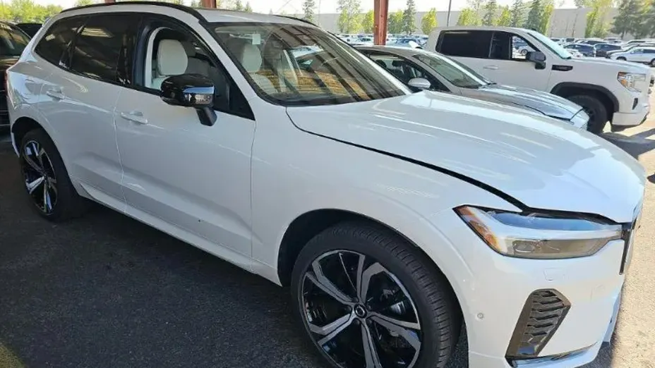 VOLVO XC60 -