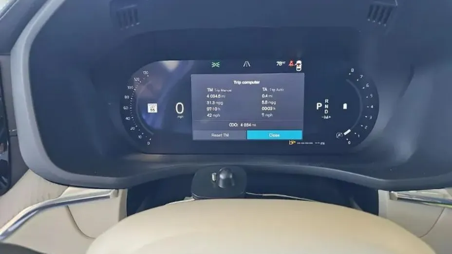 VOLVO XC60 -