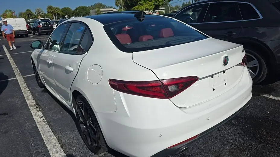 ALFA ROMEO Giulia -