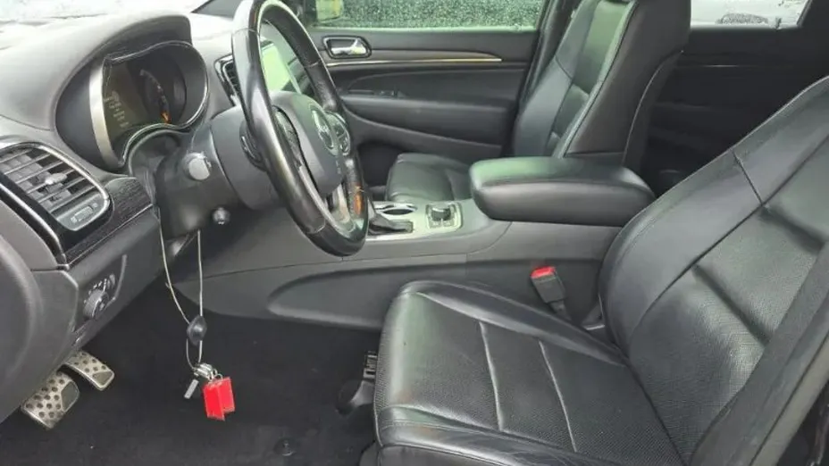 JEEP Grand Cherokee -