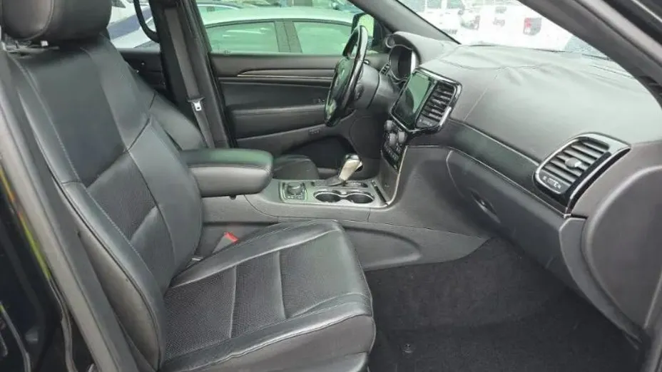 JEEP Grand Cherokee -