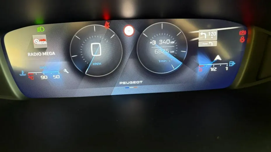 PEUGEOT 308 -